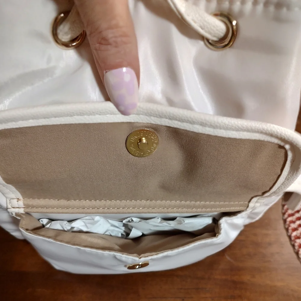 White Madden Backpack Brand New - Picture 10 of 10